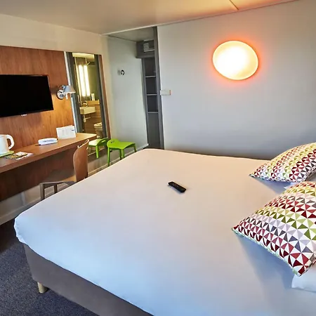 Campanile Nord - Toison D'or Otel