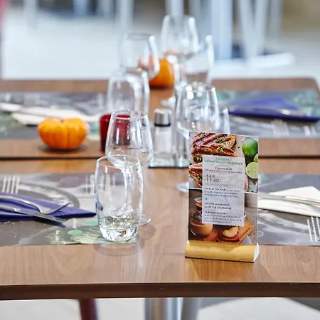 Campanile Nord - Toison D'or Otel