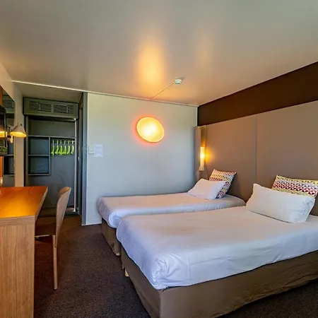 Campanile Nord - Toison D'or Otel 3*