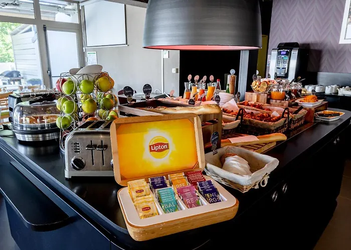 Hotel Campanile Nord - Toison D'or 3*