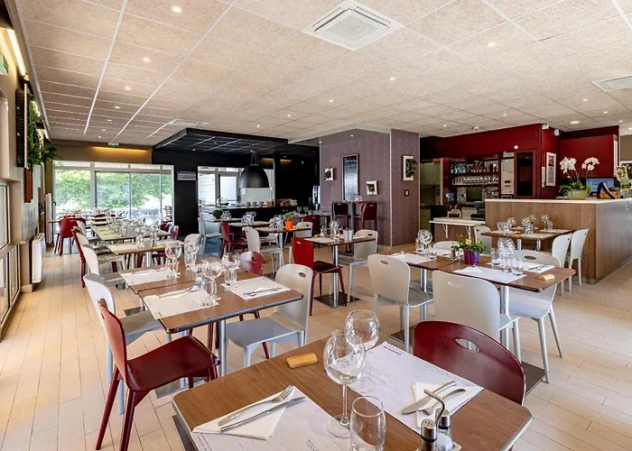 Szálloda Campanile Nord - Toison D'or 3*