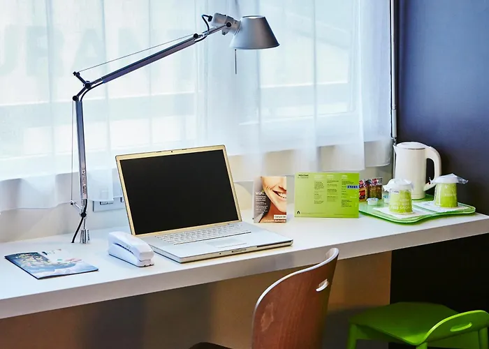 Campanile Nord - Toison D'or Szálloda Dijon