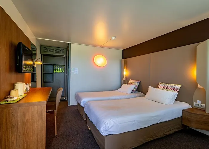 Campanile Nord - Toison D'or Hotel 3*