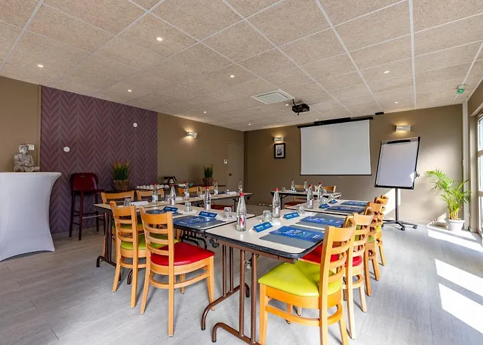 Hotel Campanile Nord - Toison D'or 3*