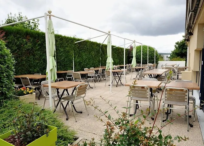 Campanile Nord - Toison D'or Szálloda Dijon