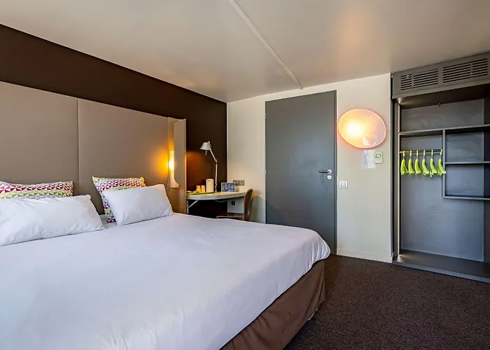 Hotel Campanile Nord - Toison D'or 3*