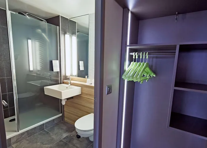 Campanile Nord - Toison D'or Hotell 3*