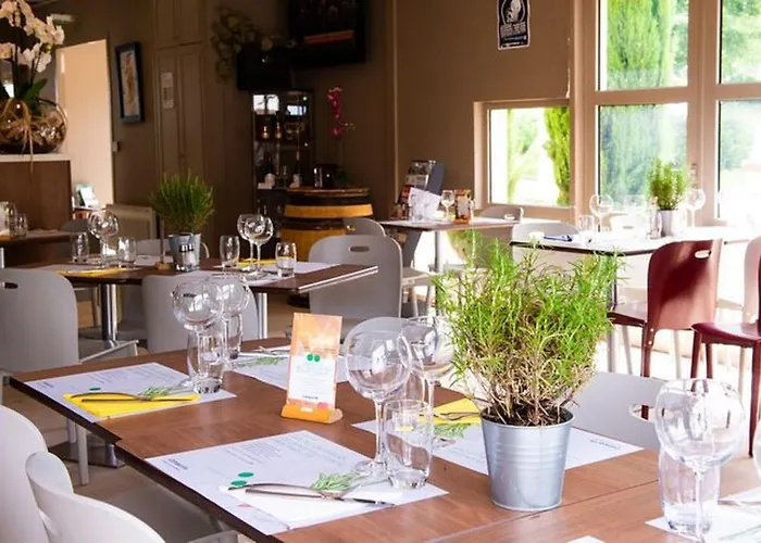 Campanile Nord - Toison D'or 3* Dijon